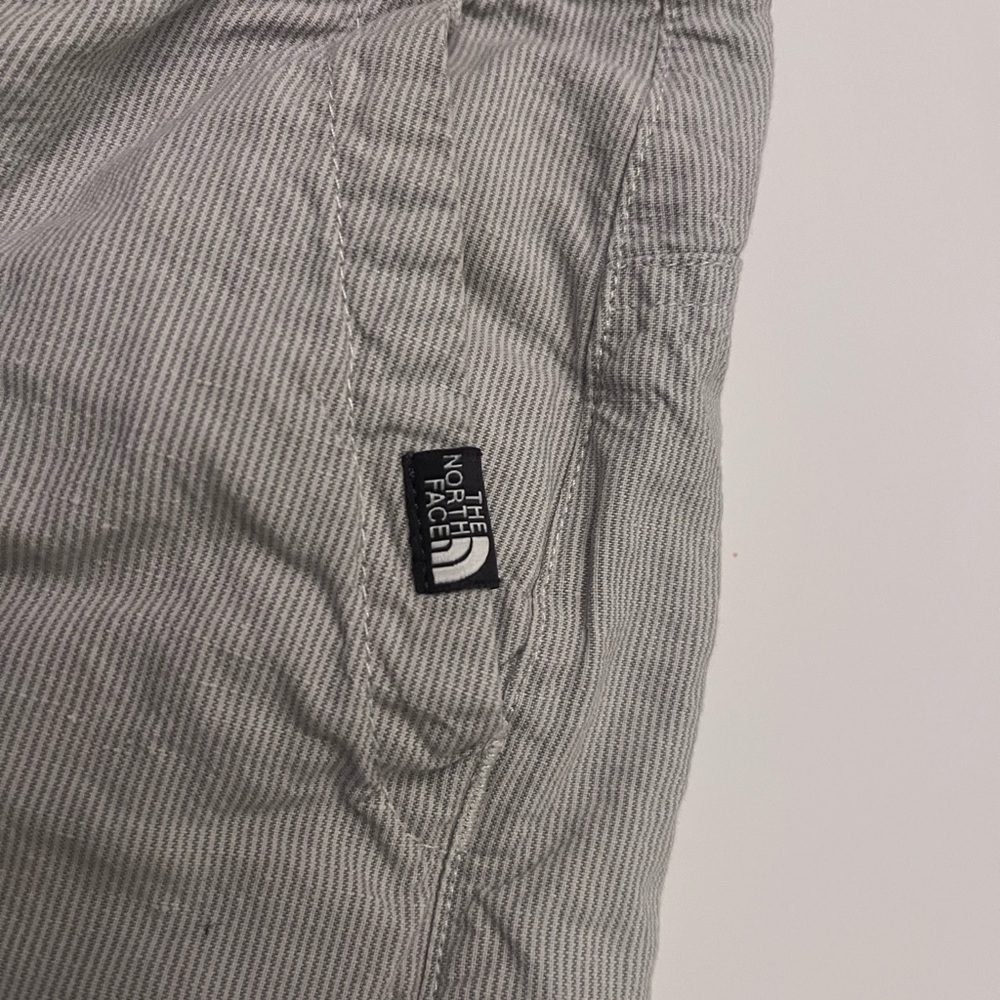 The North Face shorts - Picture 3 of 5